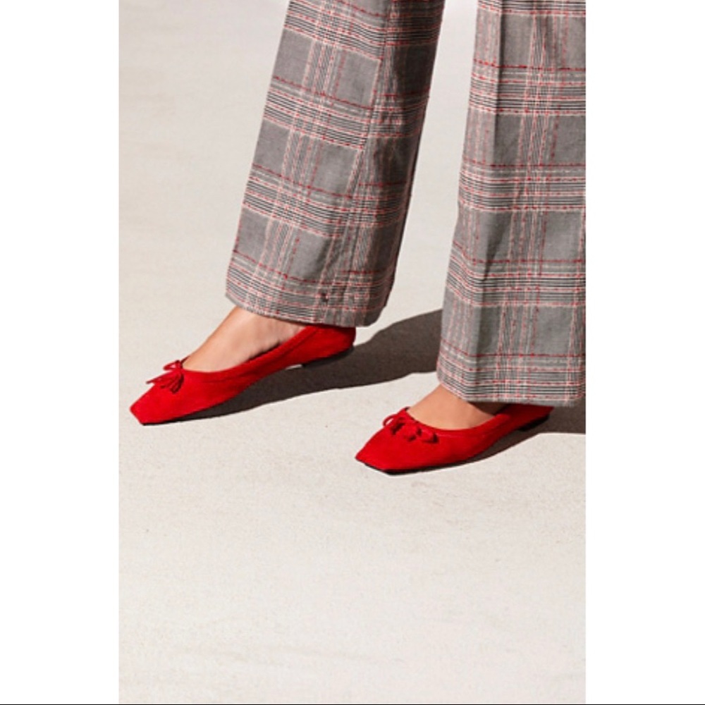 NWOT Free People Vixen Flat By Jeffrey Campbell